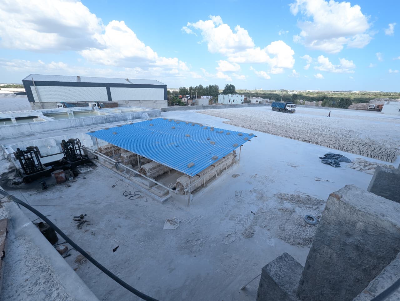 Sourcing Silica Sand & Kaolin Clay for Industrial Use