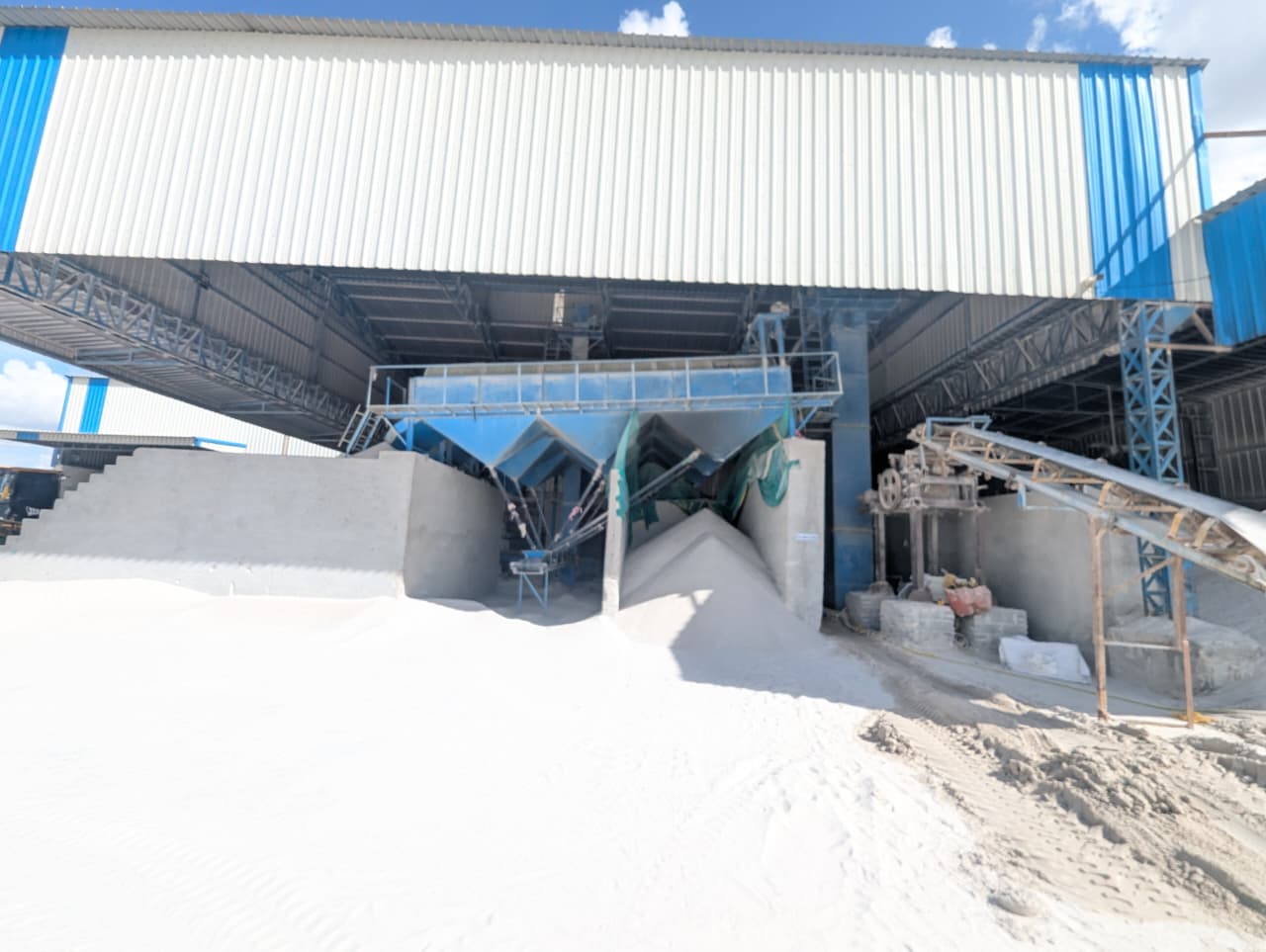 High purity silica sand